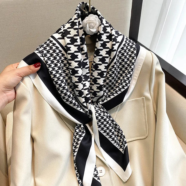 90x90cm Luxury Silk Lattice Print Bandanna – Fashion Square Scarf for All Seasons