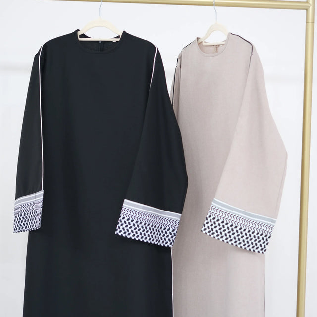 Kuffiyeh Abaya Closed Abaya & Hijab