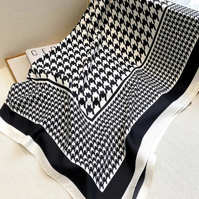 90x90cm Luxury Silk Lattice Print Bandanna – Fashion Square Scarf for All Seasons